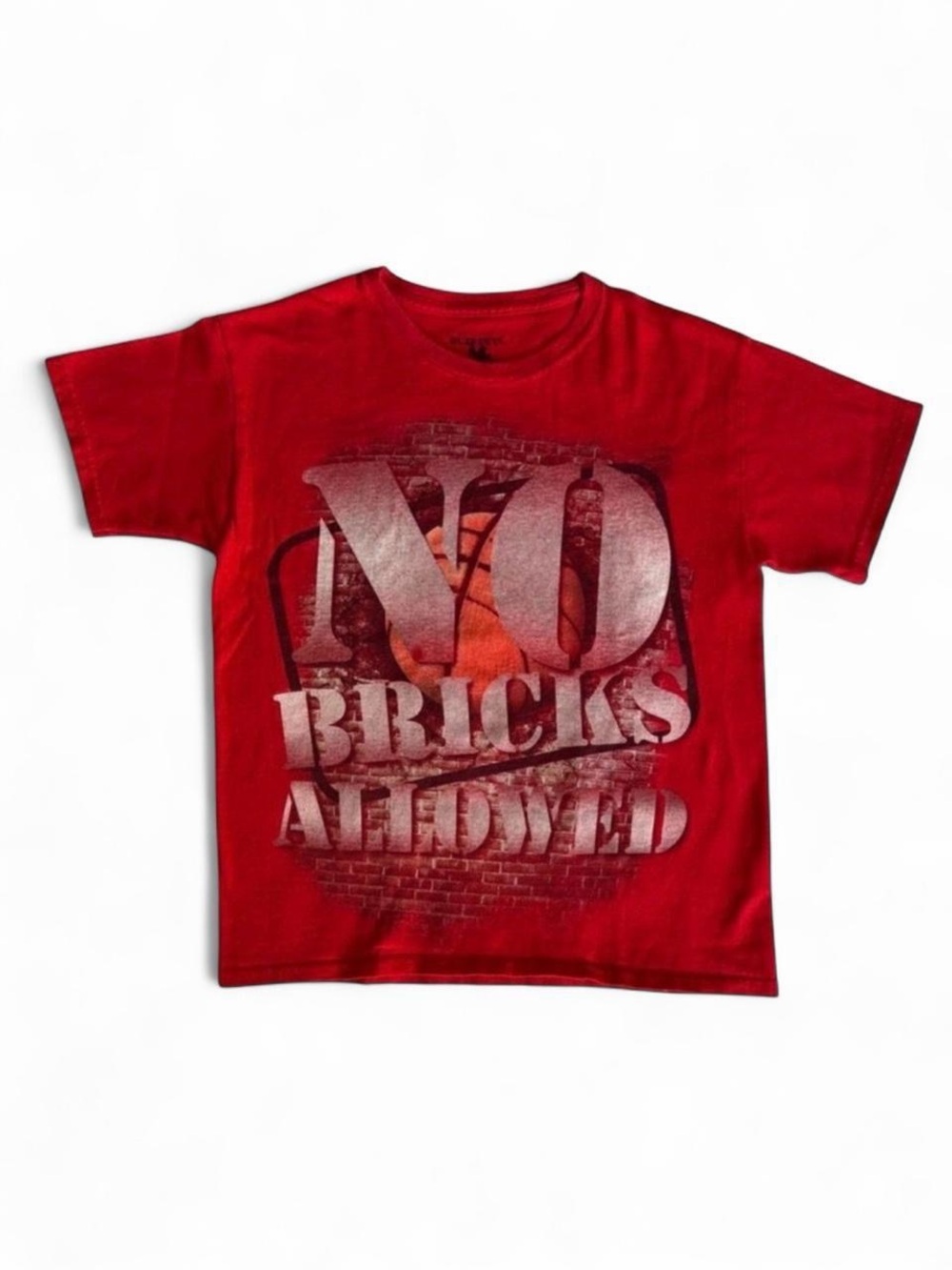 Buzz Cuts Boys Large Basketball Graphic Tee - Red 🏀